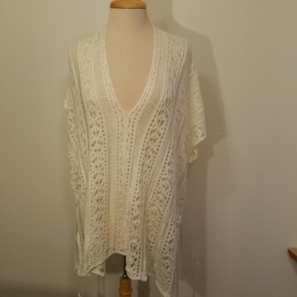 New CLEARANCE White Knitted Tassel Cover Up - Picture 4 of 5